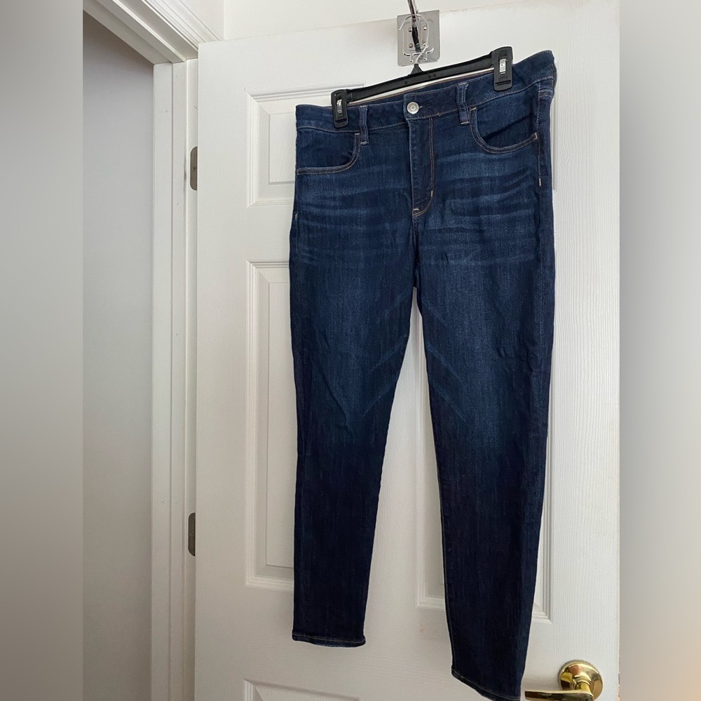Like NEW! American Eagle Next Level Stretch Hi-Rise Jegging Size 12 Short